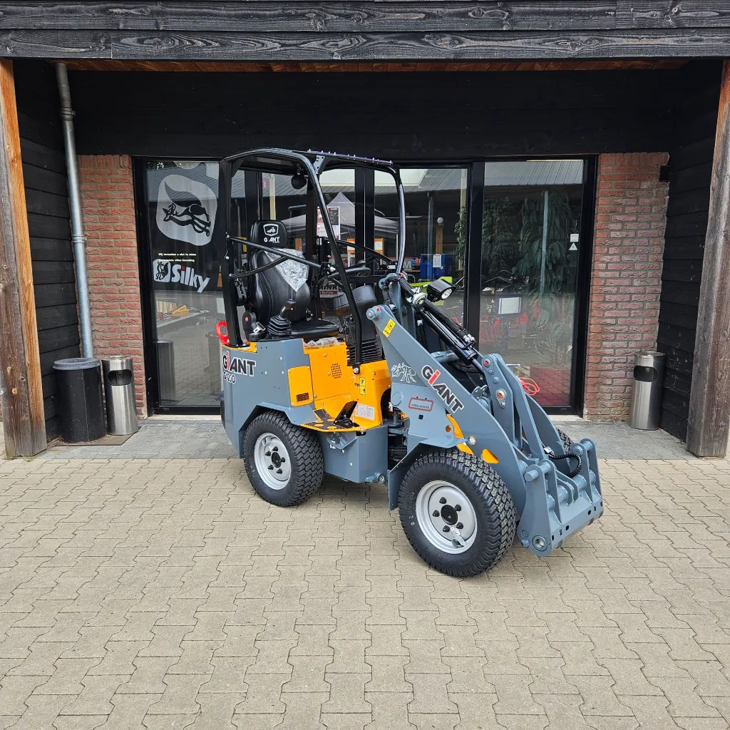Giant G1200 - showroom 3.webp