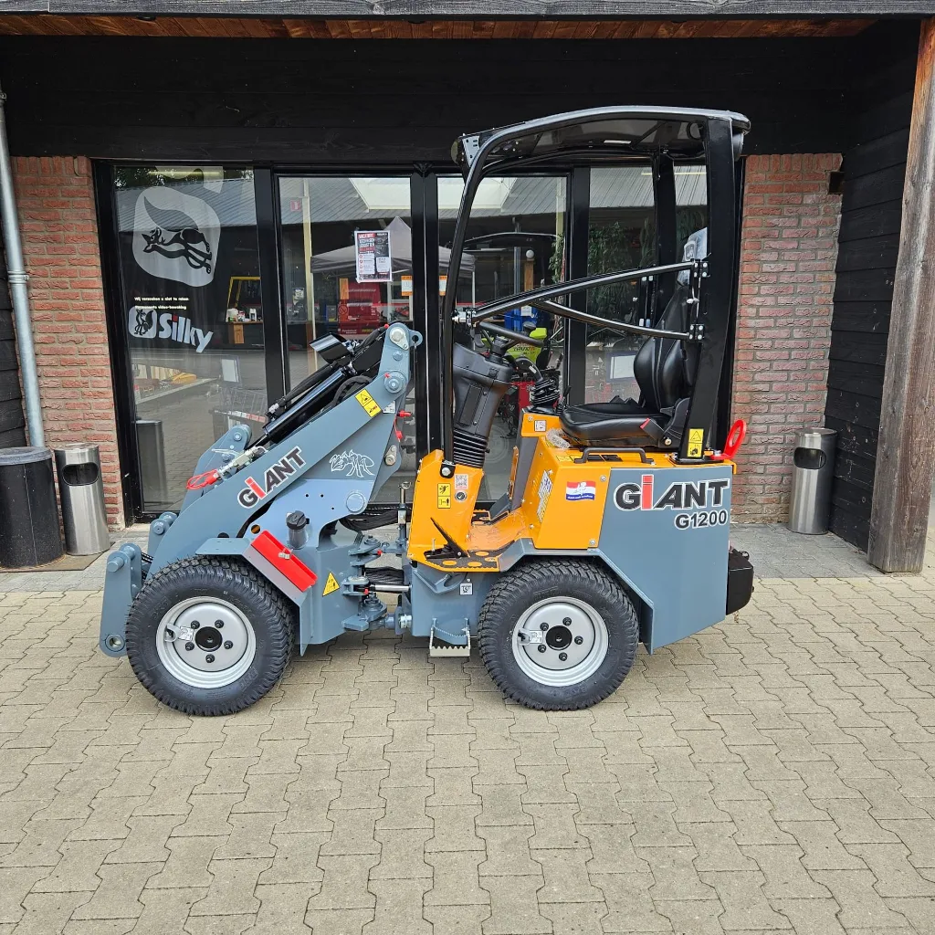Giant G1200 - showroom 6.webp