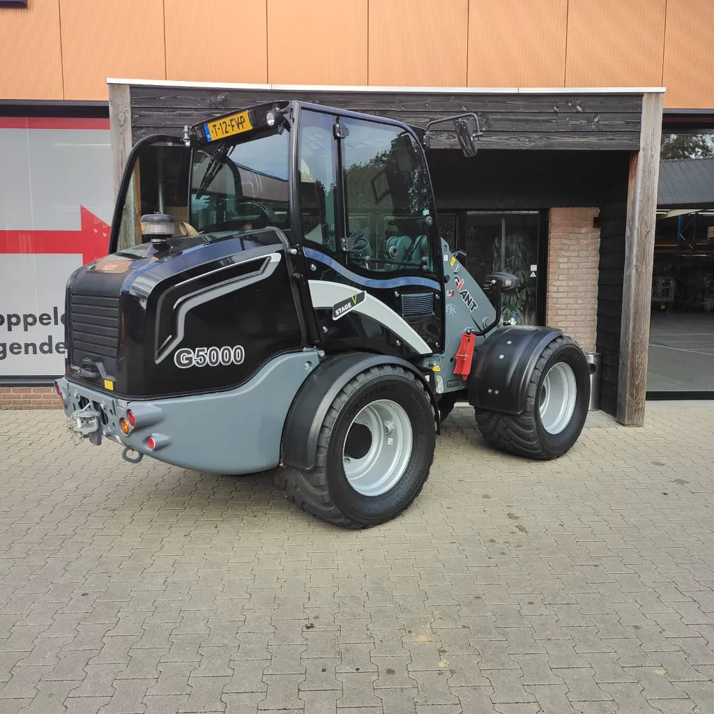 Giant G5000  (9).webp