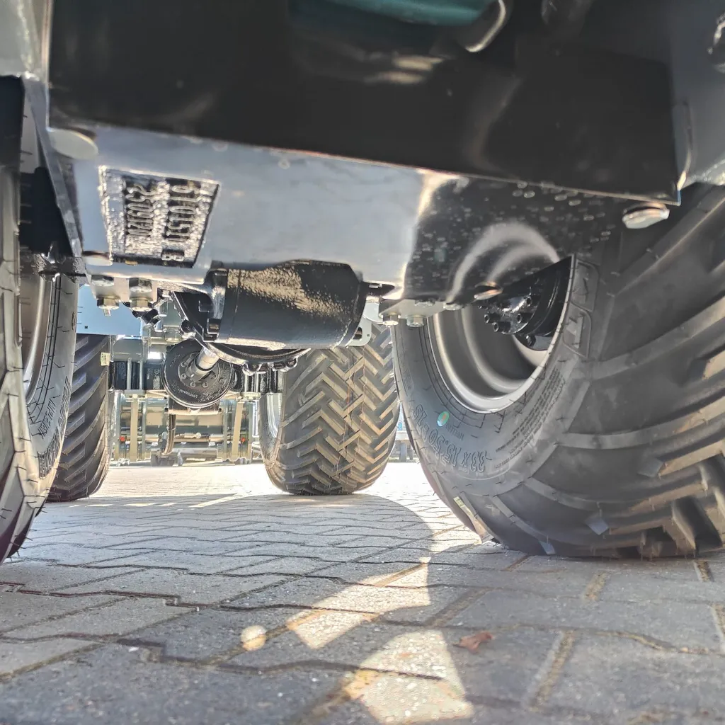 Giant G2500HD (4).webp