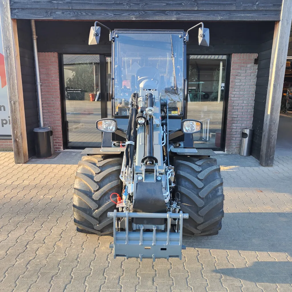 Giant G2700 Tele HD+ (6).webp