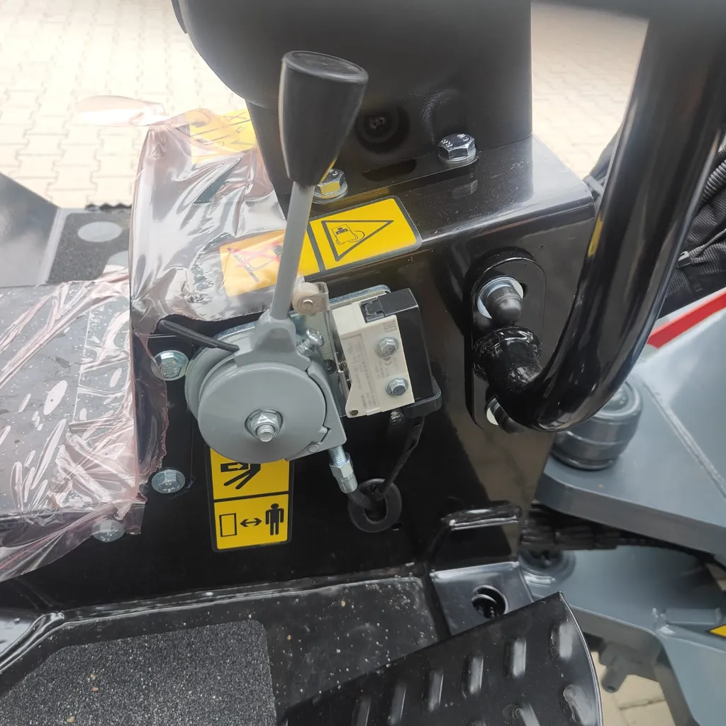 G2300HD AGRI UITVOERING euro snelwissel (9).webp