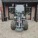 Giant G2500 met dichte cabine en verwarming (9).webp