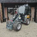 Giant G2500 met dichte cabine en verwarming (8).webp