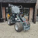 Giant G2500 met dichte cabine en verwarming (10).webp