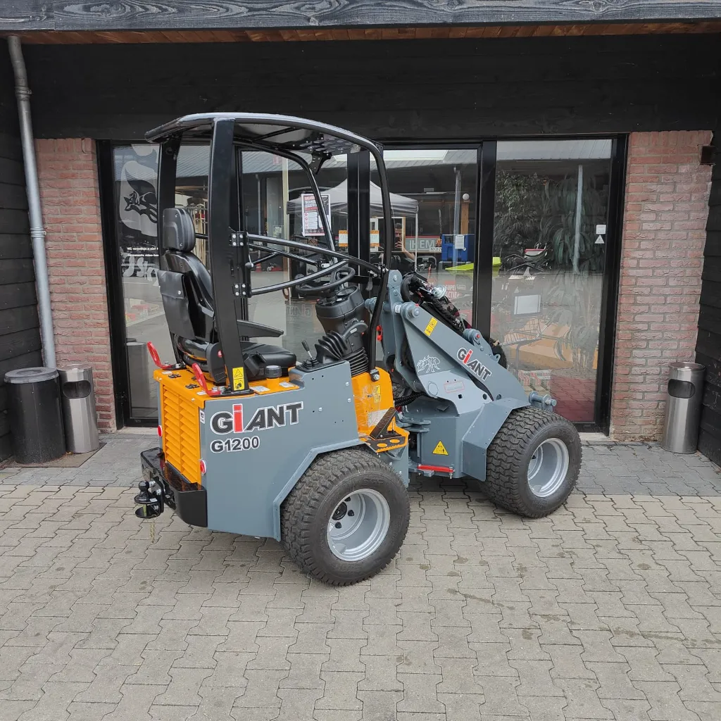 Giant G1200 (4).webp
