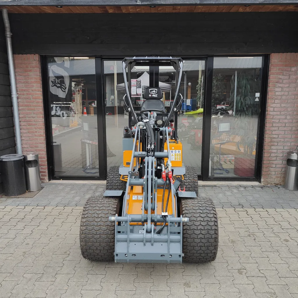 Giant G1200 (7).webp
