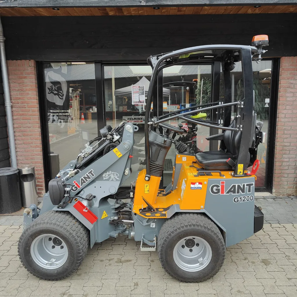 Giant G1200 (19).webp