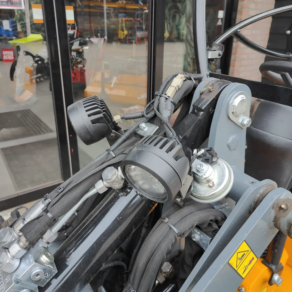 Giant G1200 (20).webp