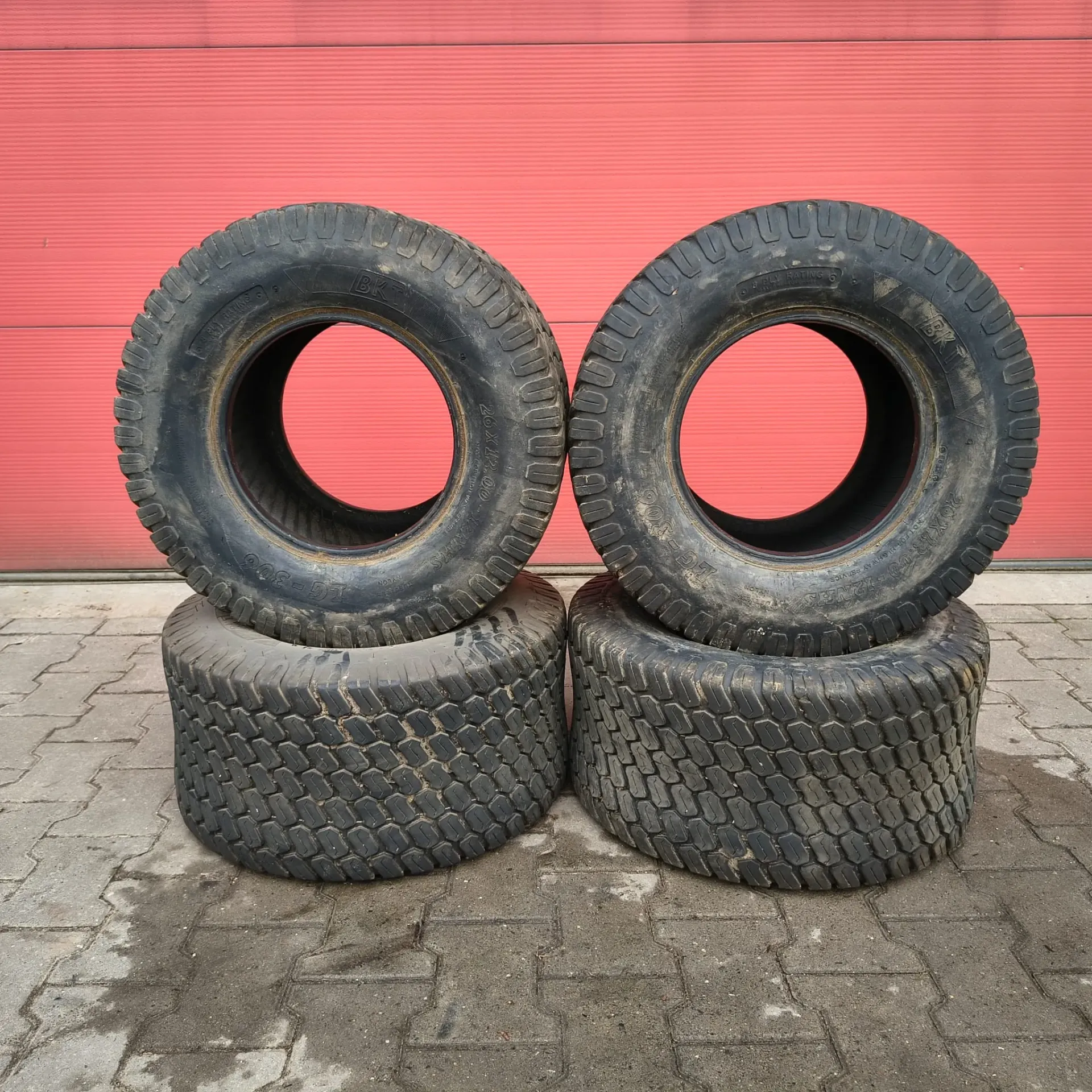 [2612192] Set banden BKT 26x12.00-12, LG-306(4 stuks)