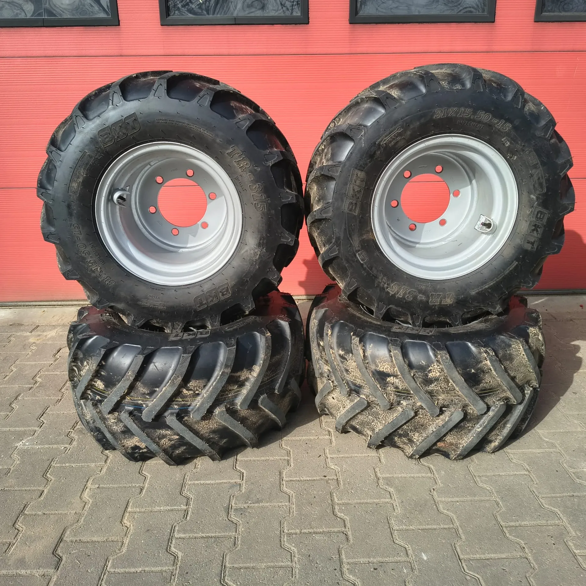 [2614403] Set wielen 31x15.50-15 demo(4 stuks)